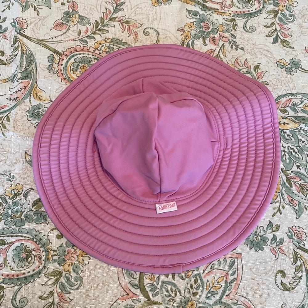 Ruffle Butts Sun Swim Hat- it’s lilac/pink color